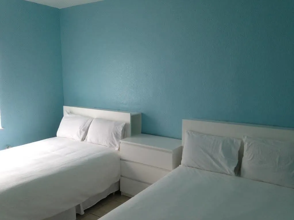 Apart-hotel Treehouse 3*