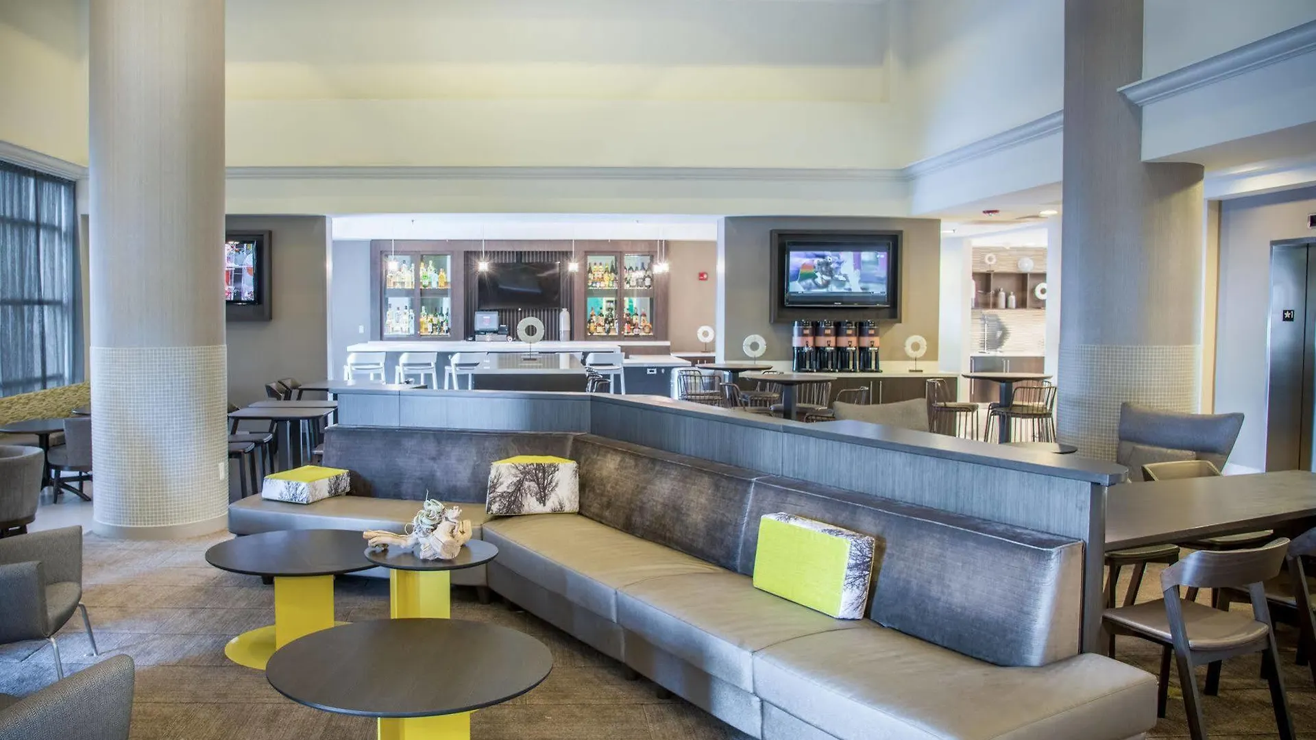 Springhill By Marriott Airport South Blue Lagoon Area 3*