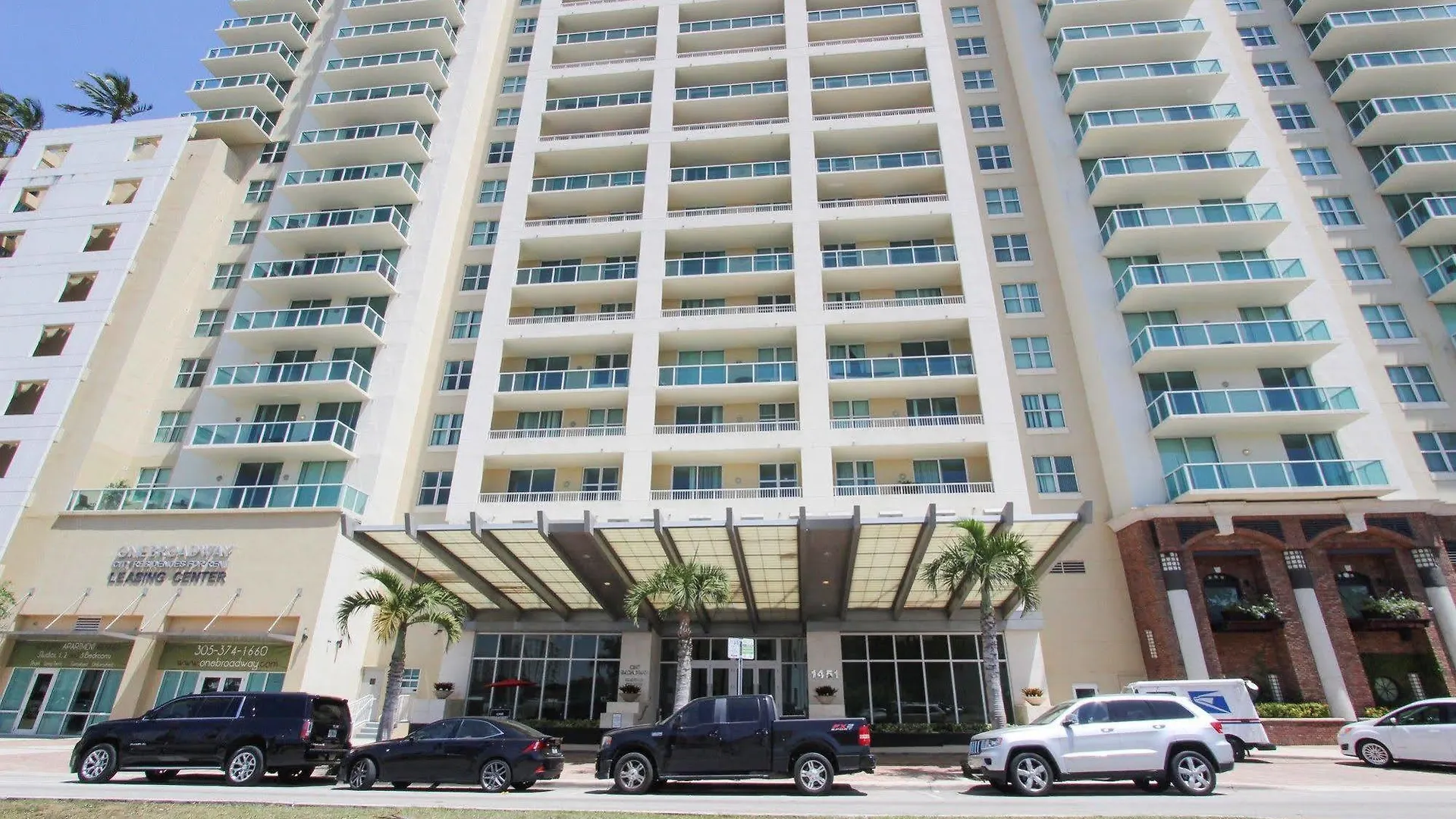 Global Luxury At One Broadway