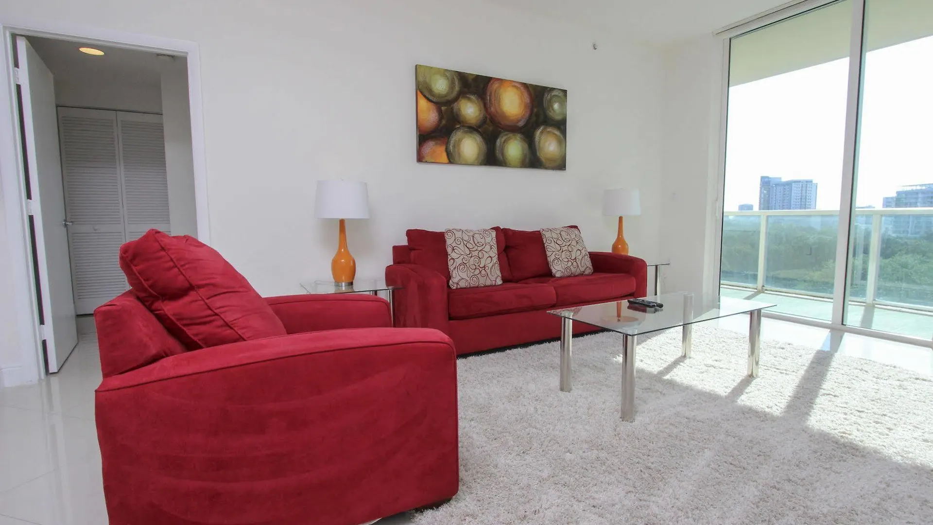 Global Luxury At One Broadway Miami