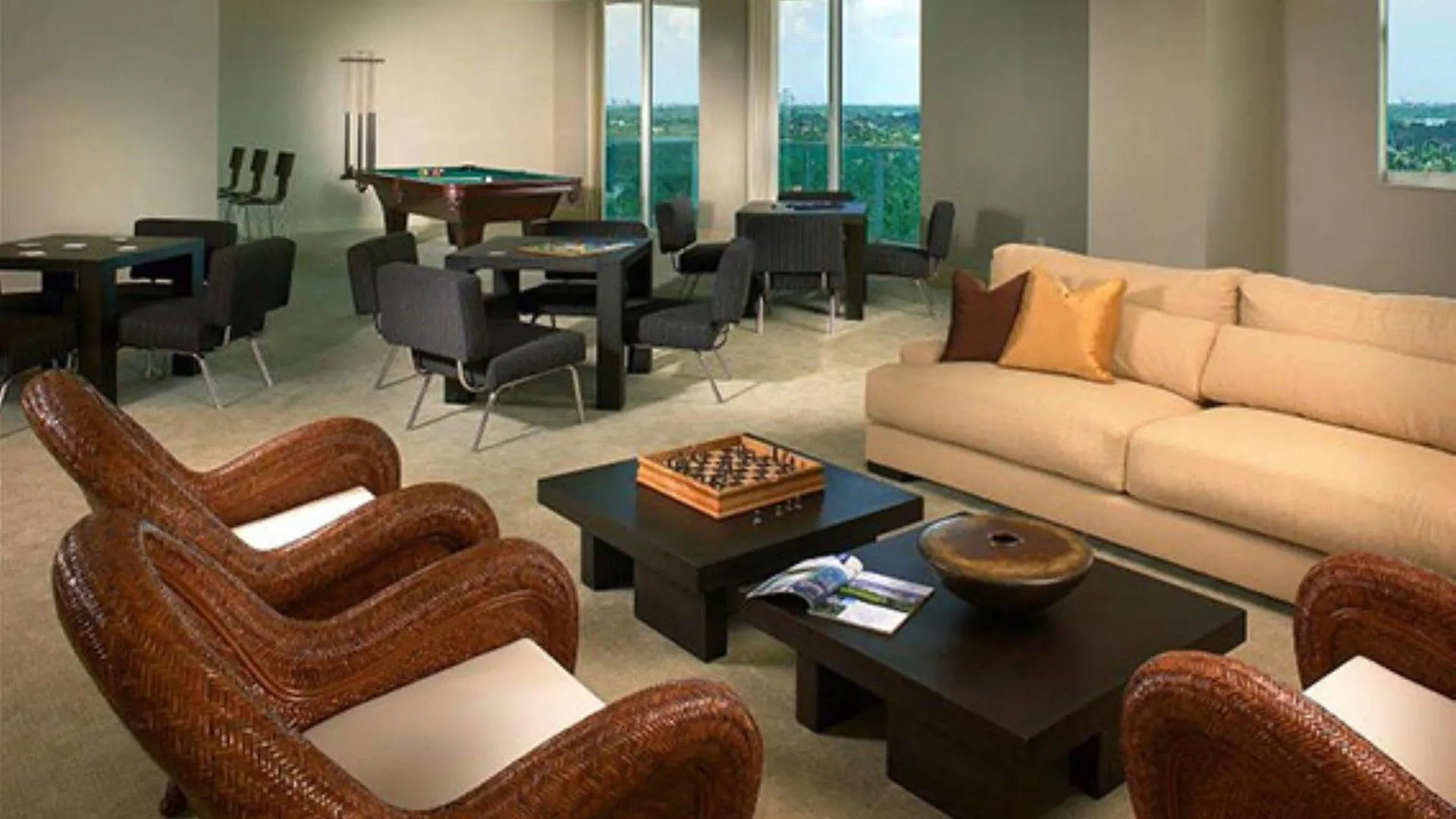 Global Luxury At One Broadway