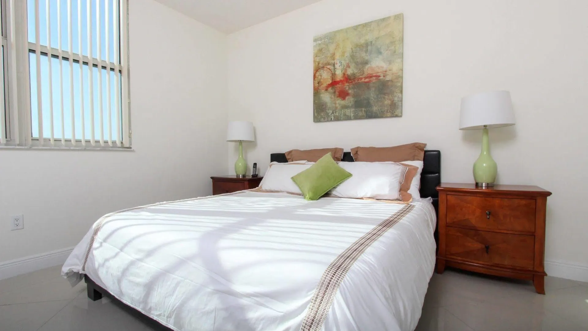 Global Luxury At One Broadway Miami