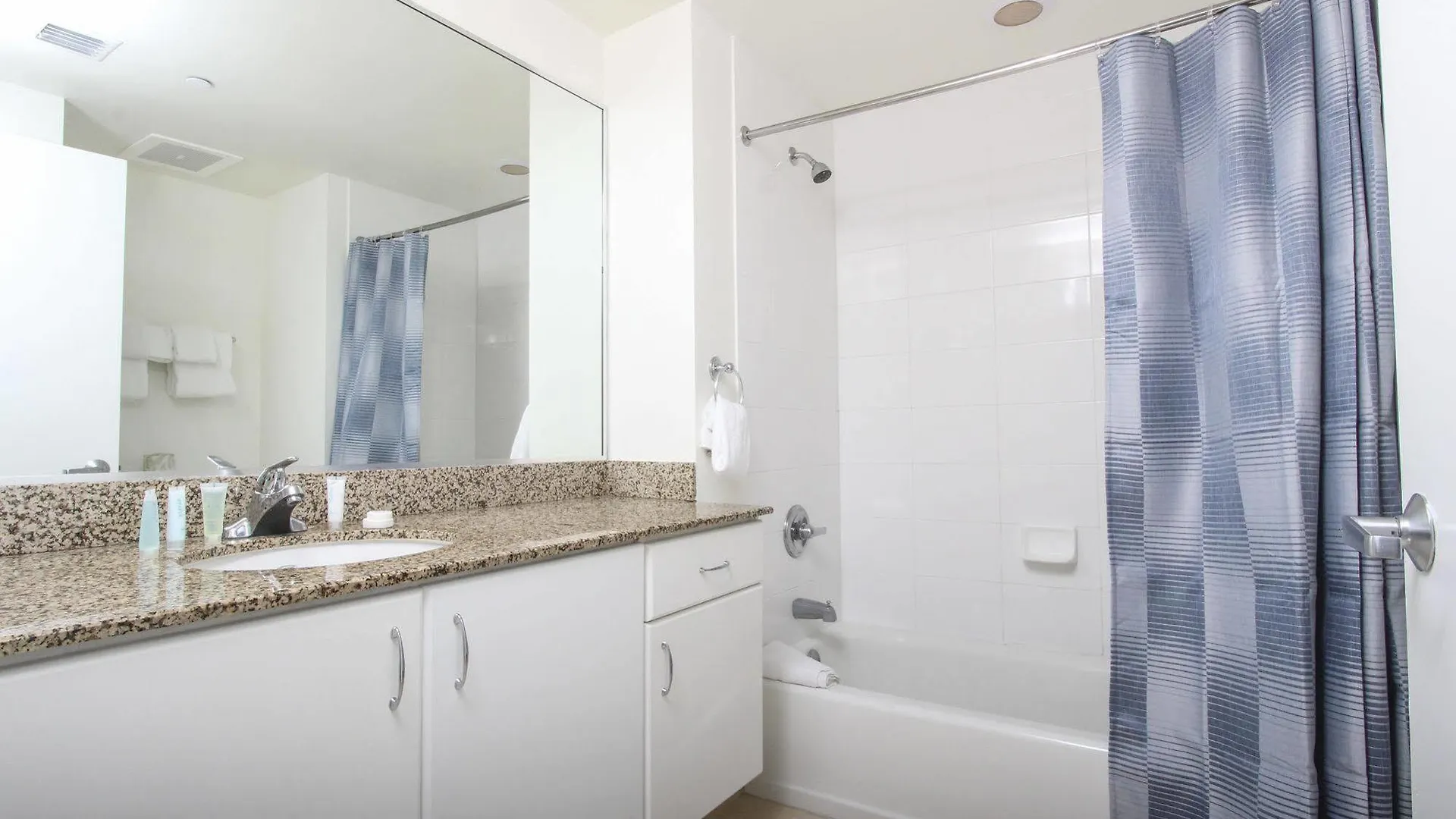 Global Luxury At One Broadway Miami