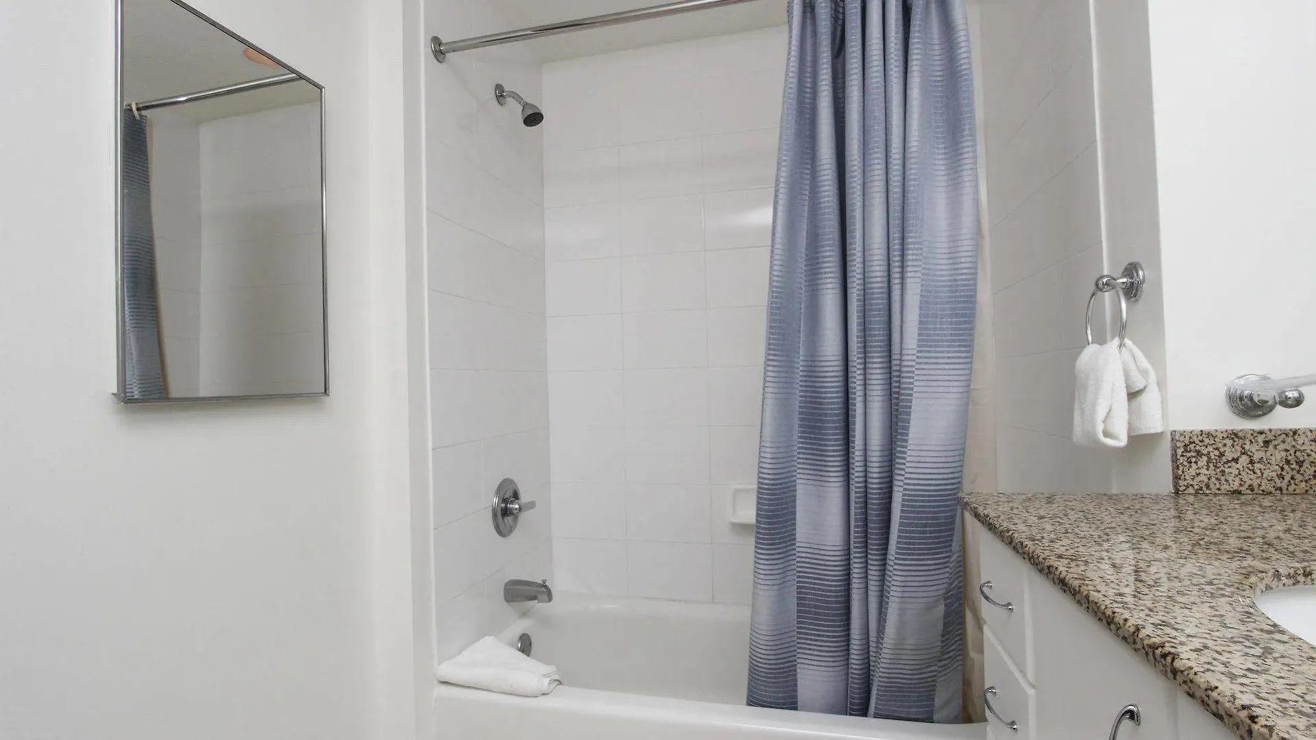 Global Luxury At One Broadway Apartment