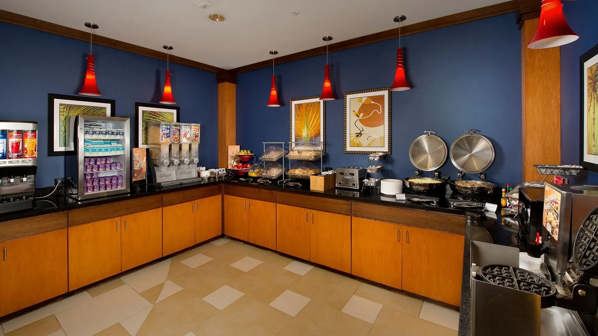 Fairfield & By Marriott Airport South Hotel 3*