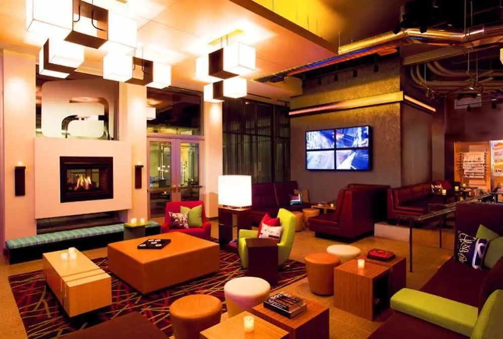 Hotel Aloft Miami Airport