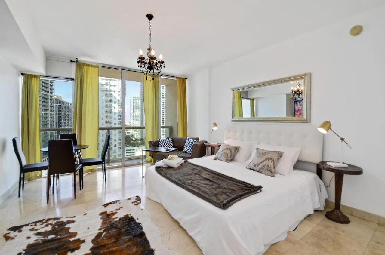 Apart Otel Sonder — Icon Brickell