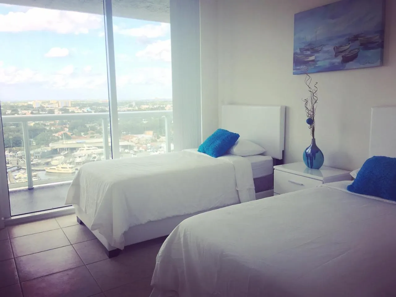 Starlight Suites Апартаменты *