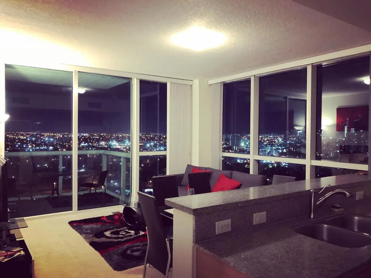 Апартаменты Starlight Suites *