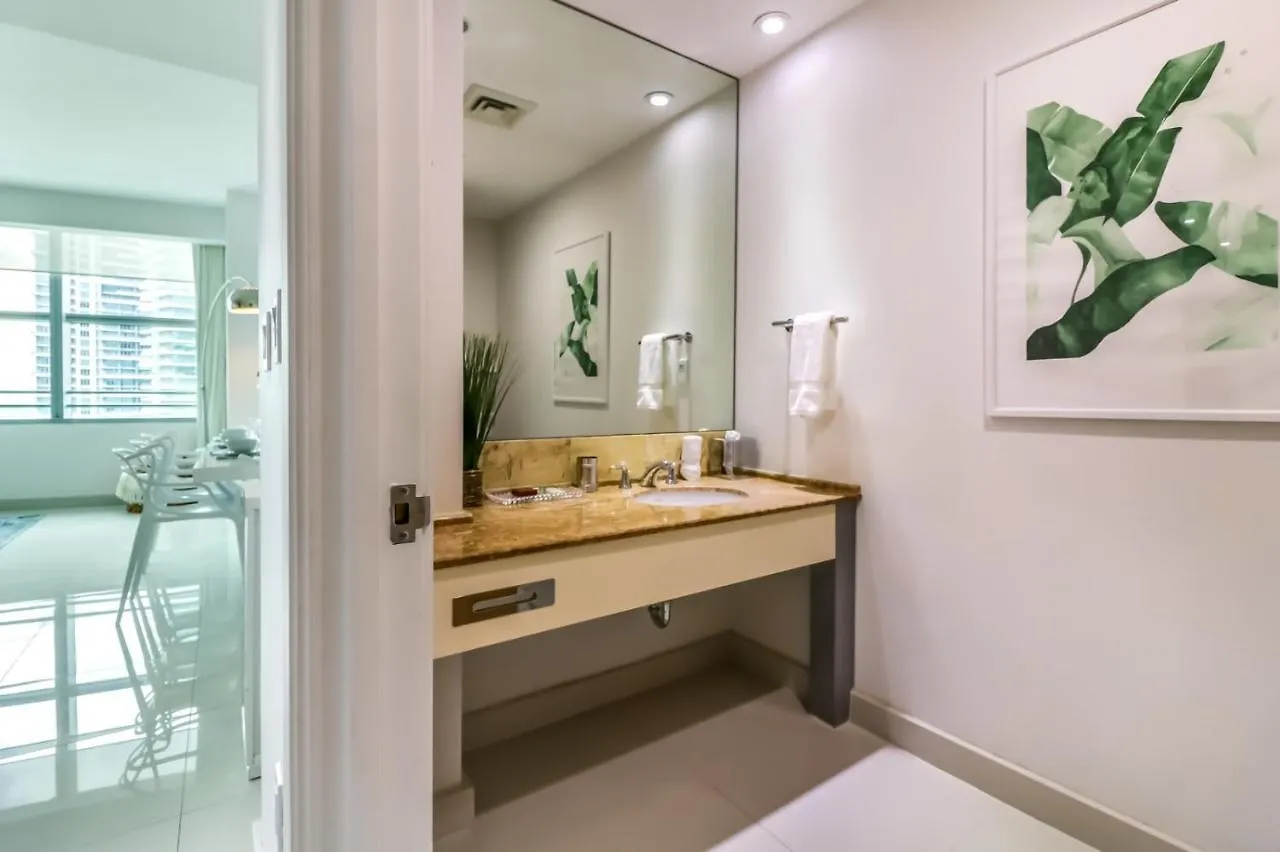 Luxury 3 Bedroom Full Service * 마이애미