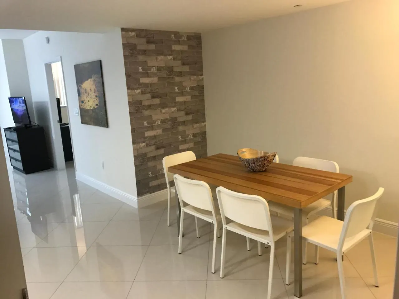 4days - One Broadway Apartment *