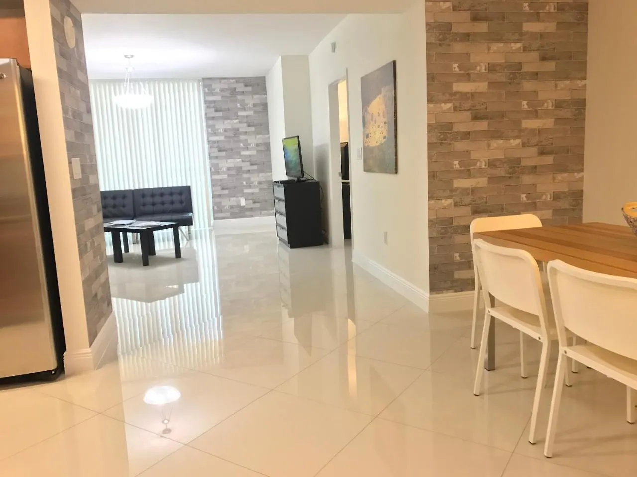 Apartment 4days - One Broadway