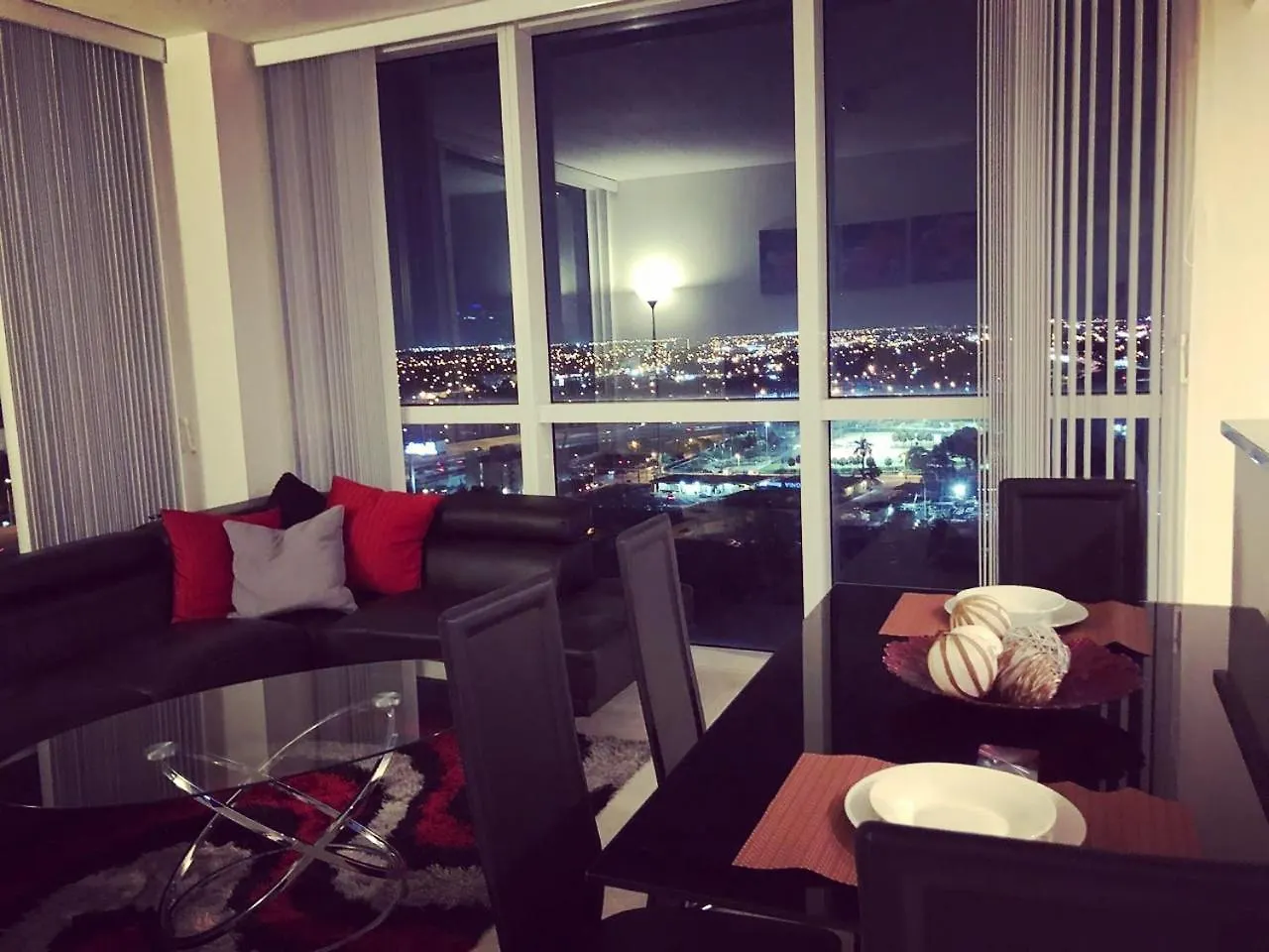 Starlight Suites Апартаменты
