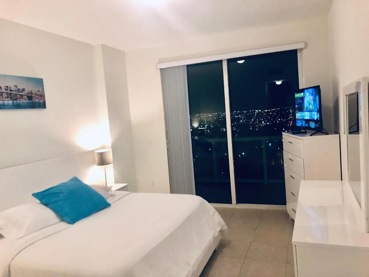 아파트 Starlight Suites 마이애미