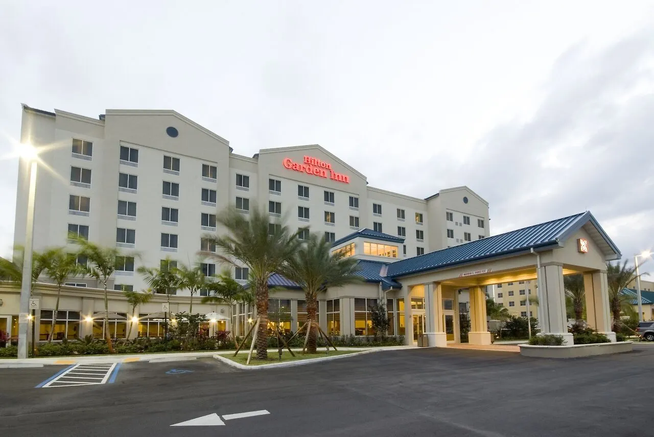 Hilton Garden Airport West