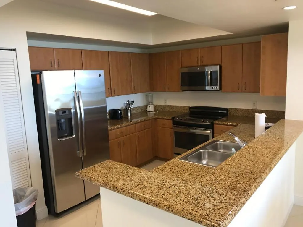 4days - One Broadway Apartment