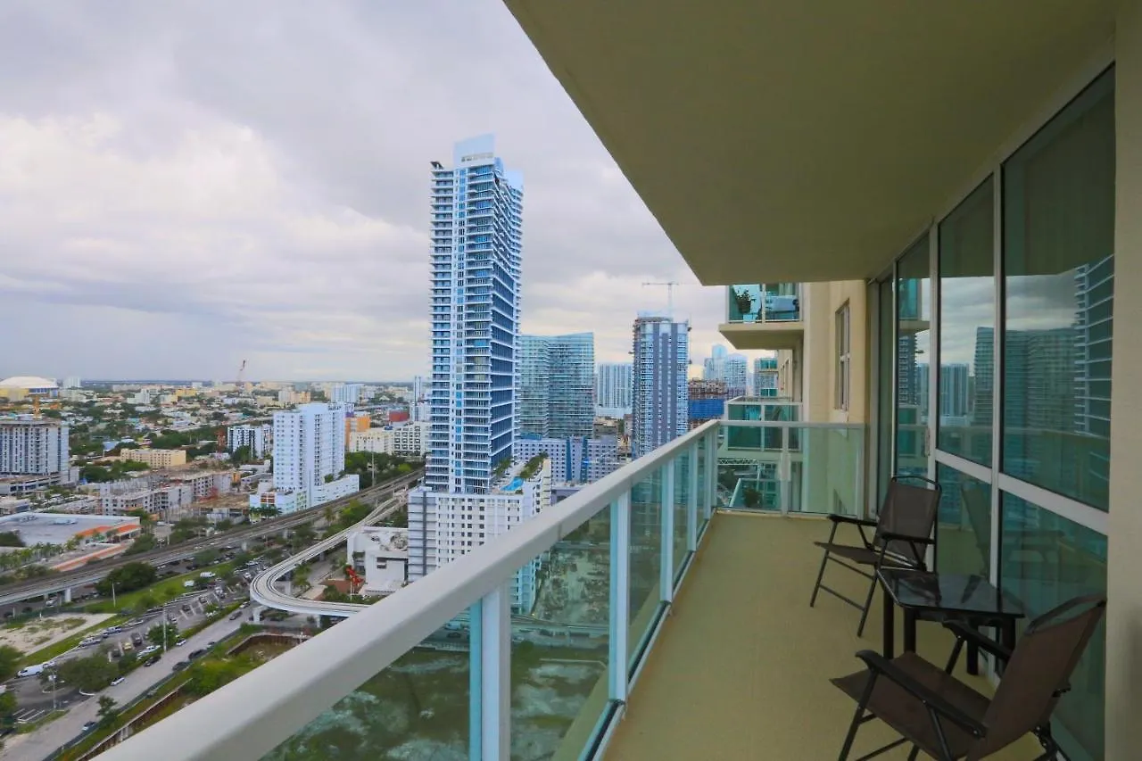 Pelicanstay At Brickell Downtown Miami
