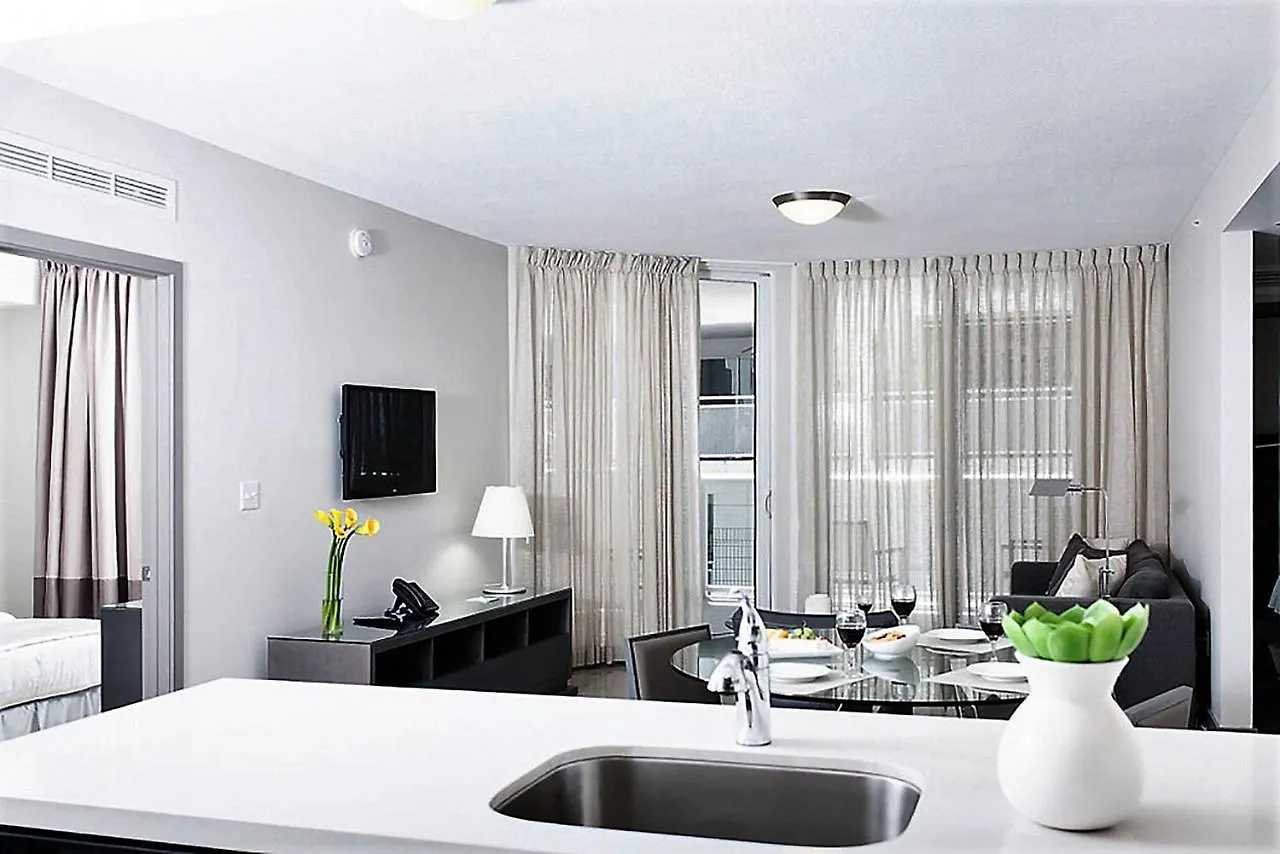 Alfred Brickell 公寓 *