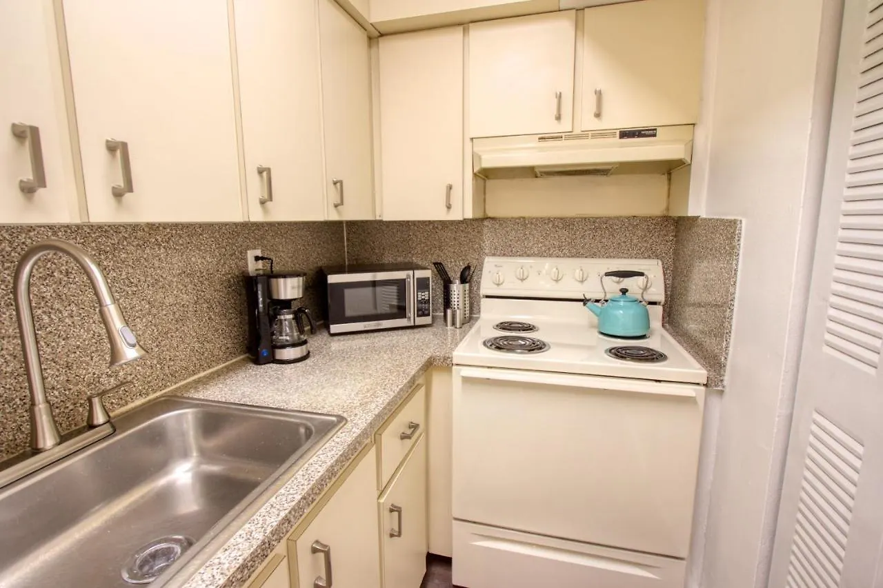 23 Palms - Midtown Wynwood Apartment Miami