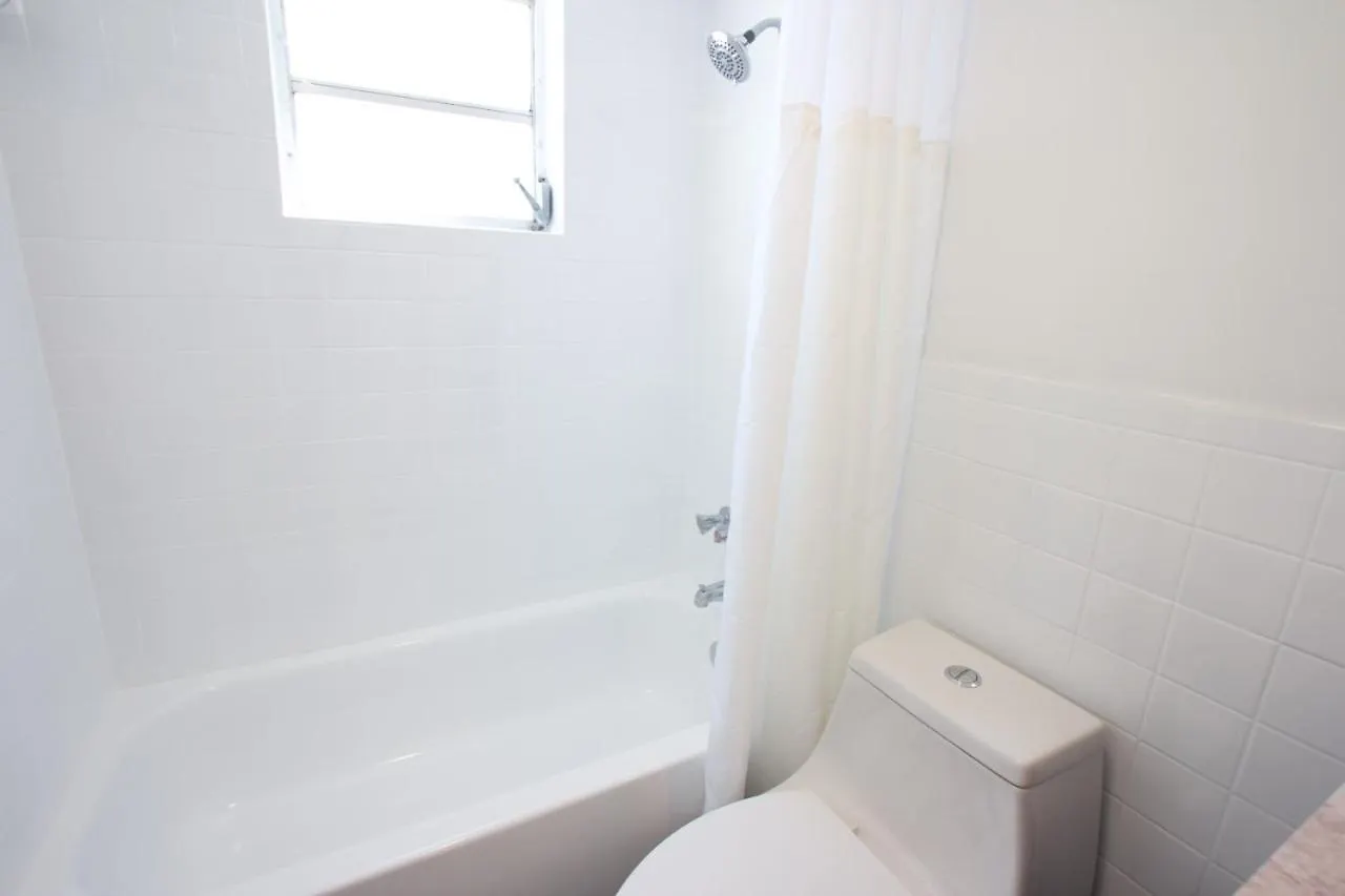 Apartment 23 Palms - Midtown Wynwood *