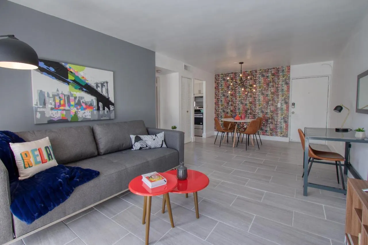 23 Palms - Midtown Wynwood *