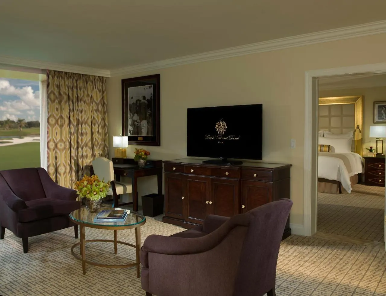 Semesteranläggning (resort) Trump National Golf 5*