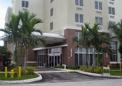 Comfort Miami Airport North Hotel