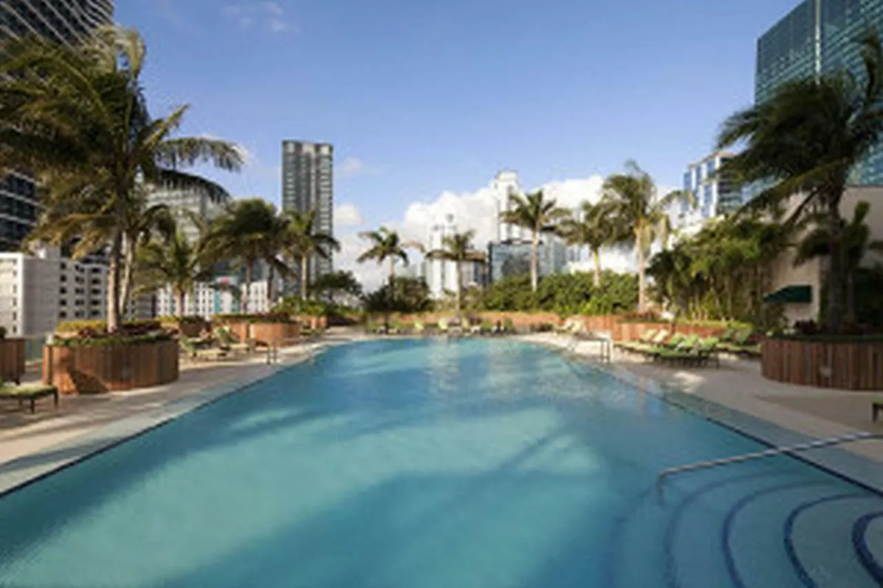 Pelicanstay At Brickell Downtown Miami