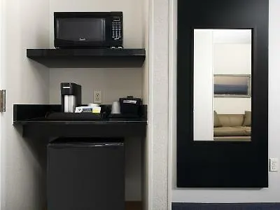Fairfield & By Marriott Airport South Hotel 3*
