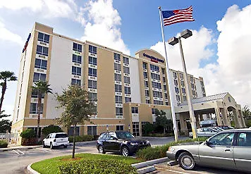Springhill By Marriott Airport South Blue Lagoon Area Майами