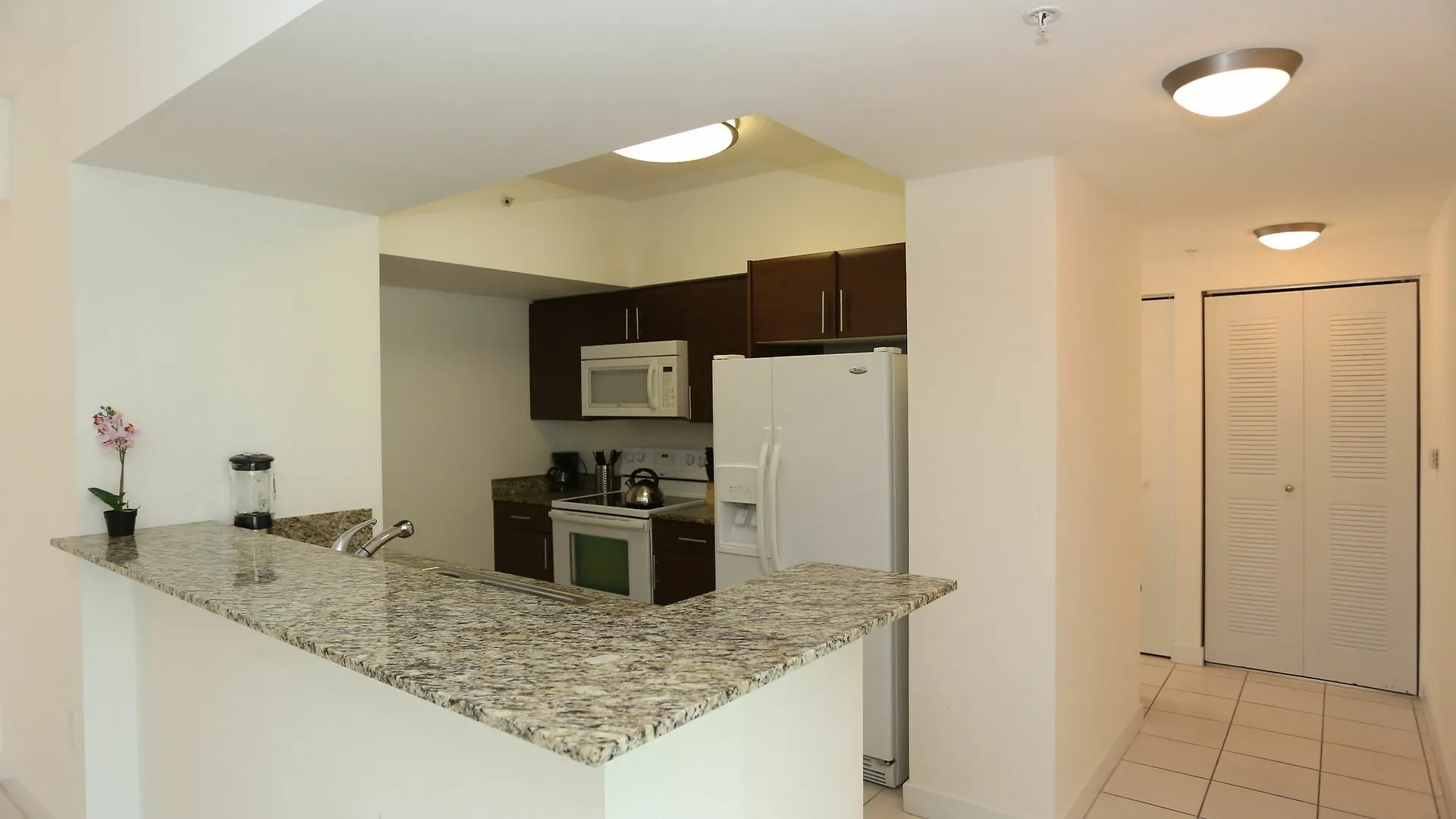 Downtown Brickell Apartment *