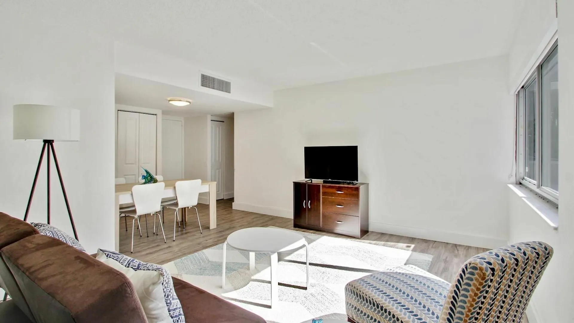 Lively 1br In Coconut Grove By Sonder *