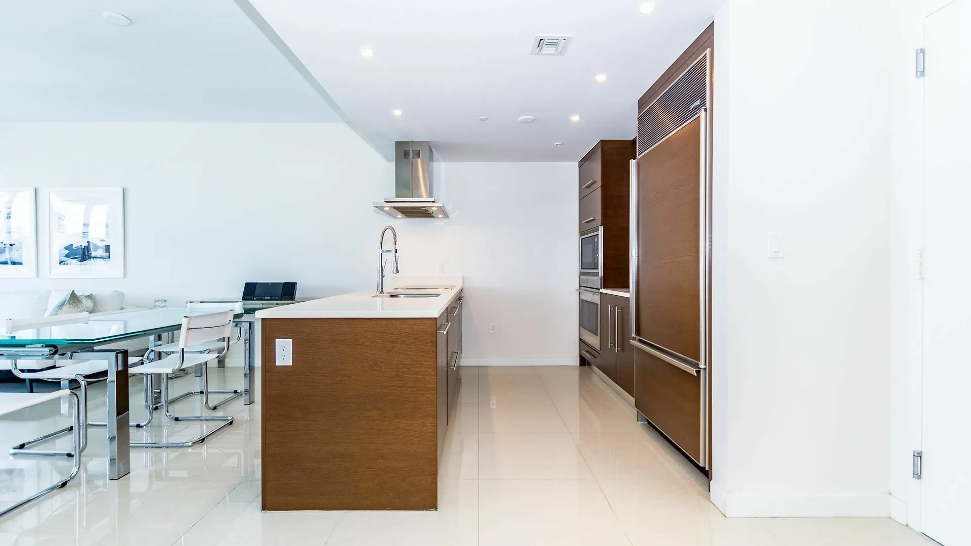 Icon By Design Apartment