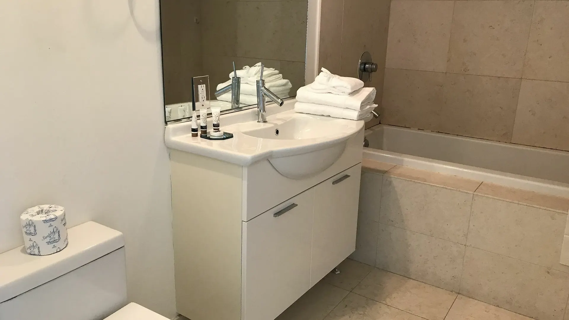 Icon By Design Apartment