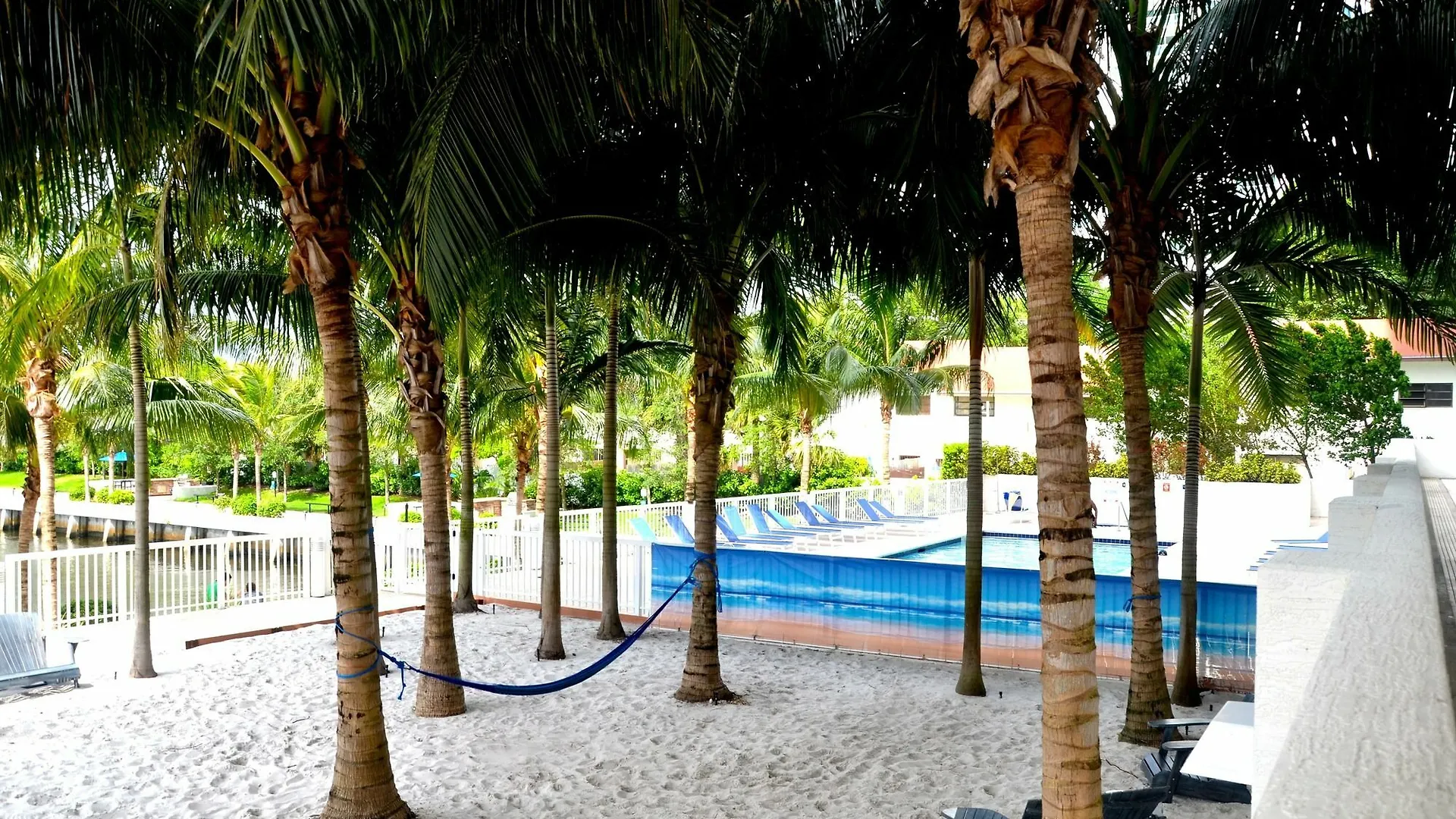 Riviera Luxury Living At River Oaks Marina And Tower Appartement Miami