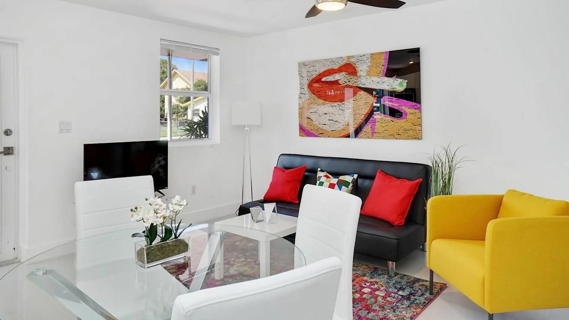 Apartment Colorful In Wynwood By Sonder Miami
