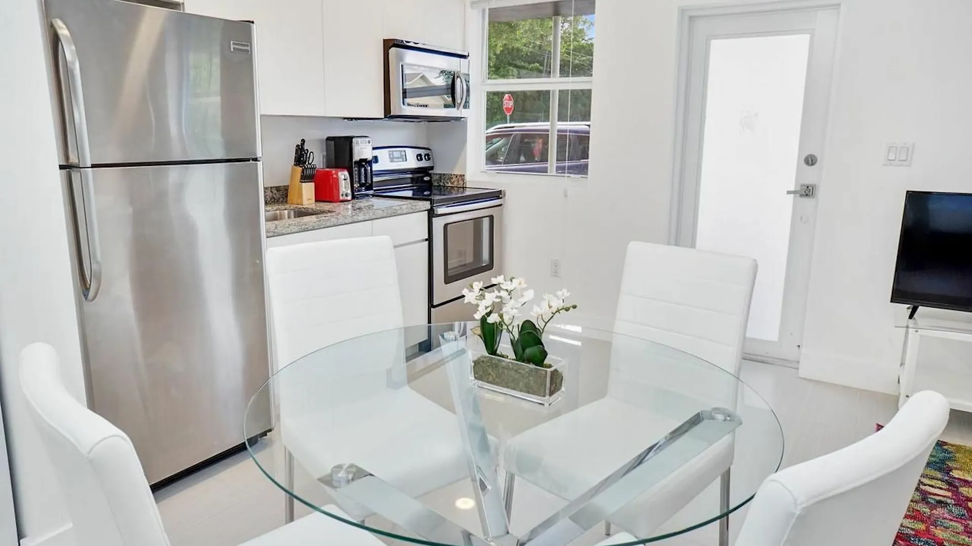 Colorful In Wynwood By Sonder Apartment
