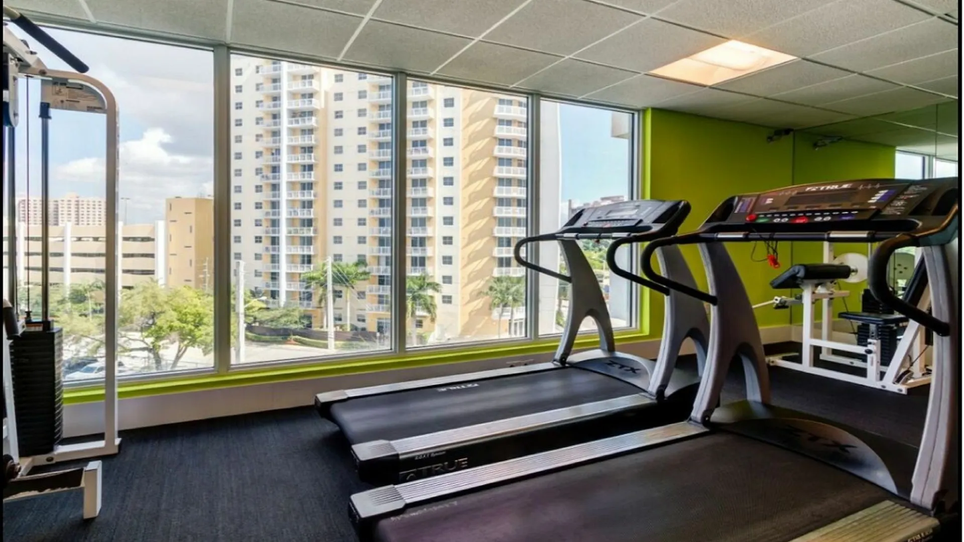 Riverfront Private - Nw 14th Ave Miami