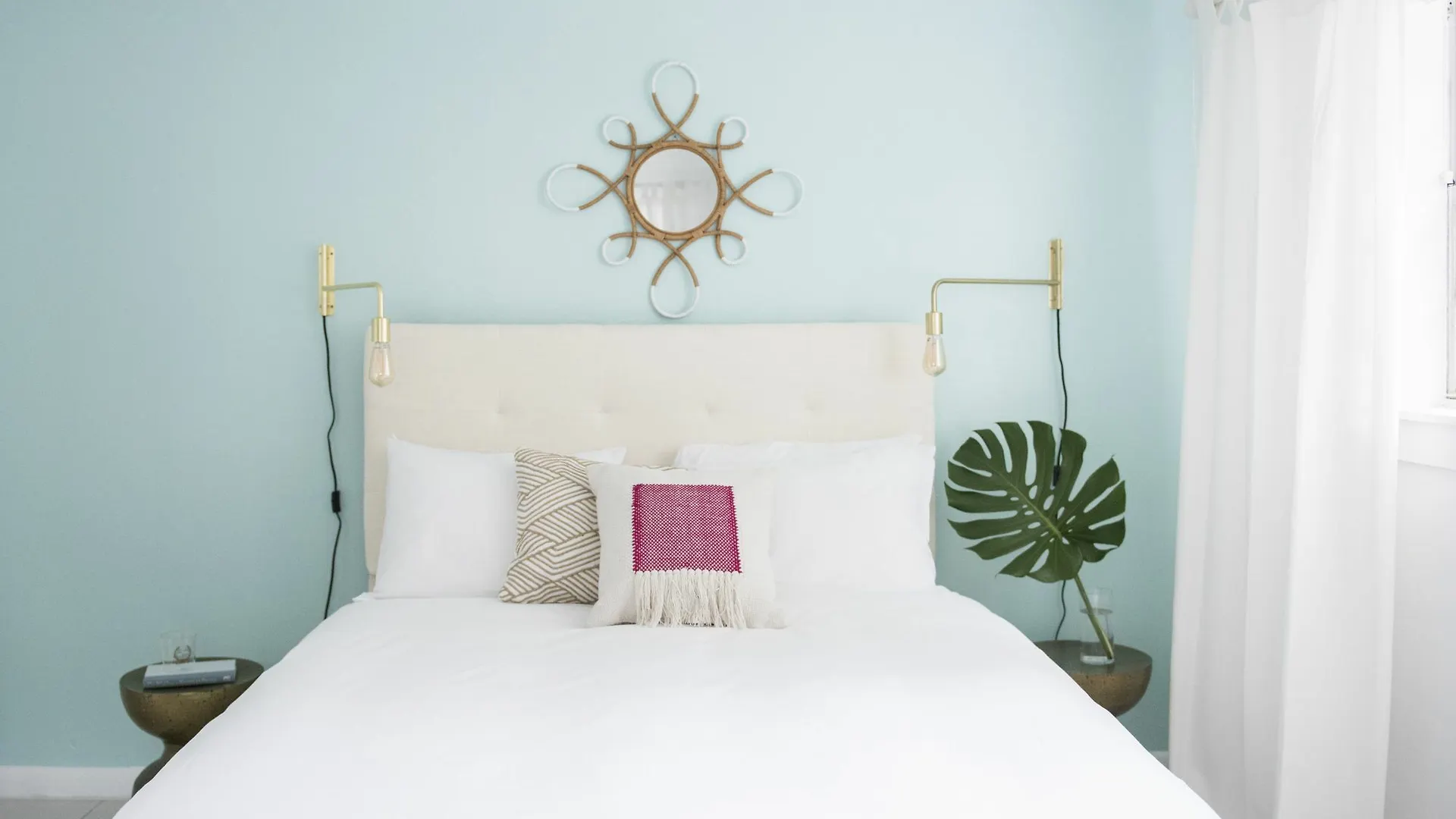 Chic 1br In River By Sonder 3*