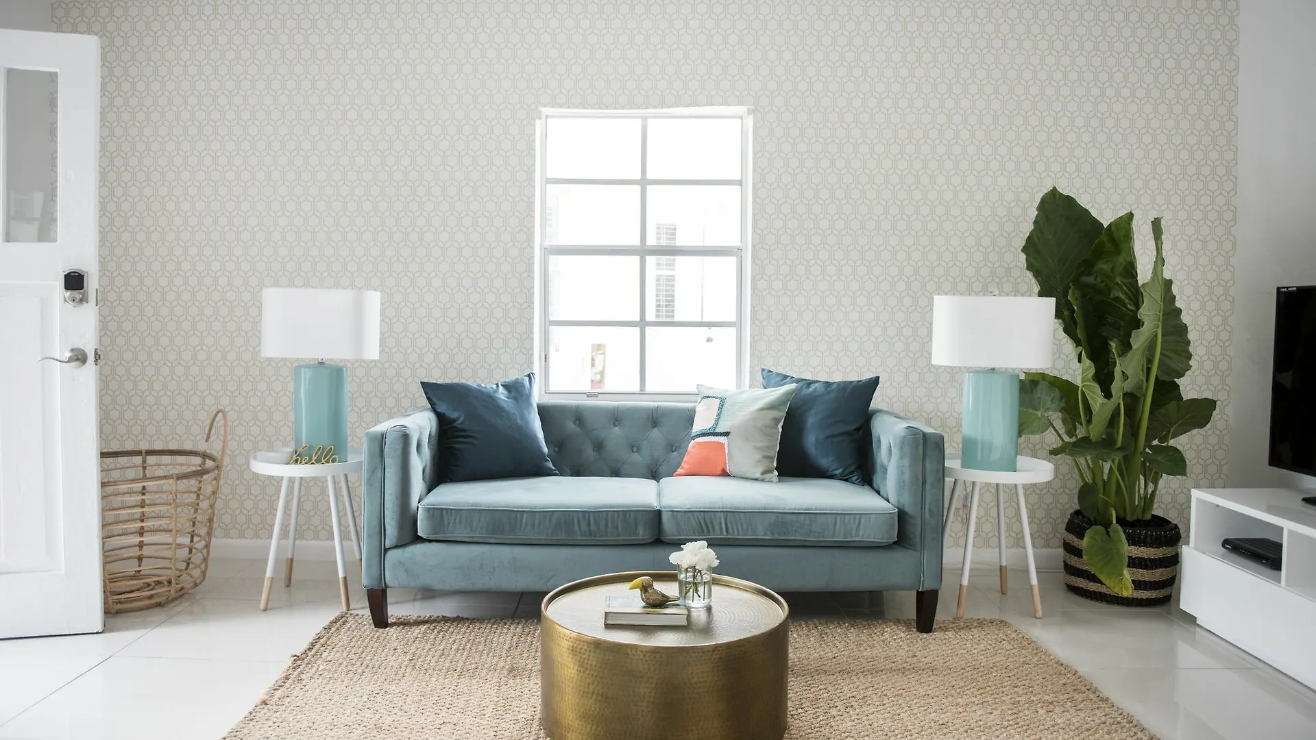 Chic 1br In River By Sonder 3*