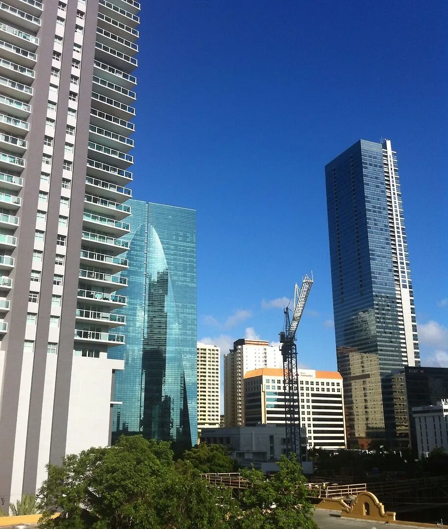 Hampton & By Hilton Downtown/brickell