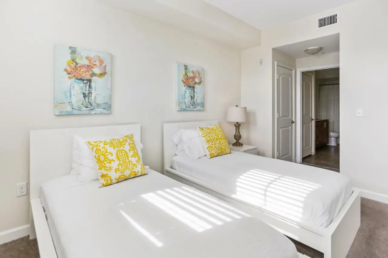By Miami Vacations Apartamento Doral