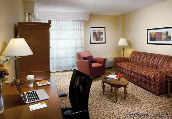 Courtyard Downtown Brickell Area Otel 3*