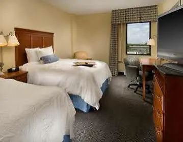 Hampton Miami-airport West 3*