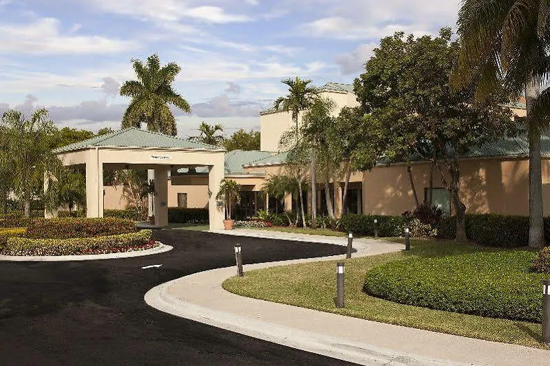 Hotel Courtyard Airport West Doral Miami