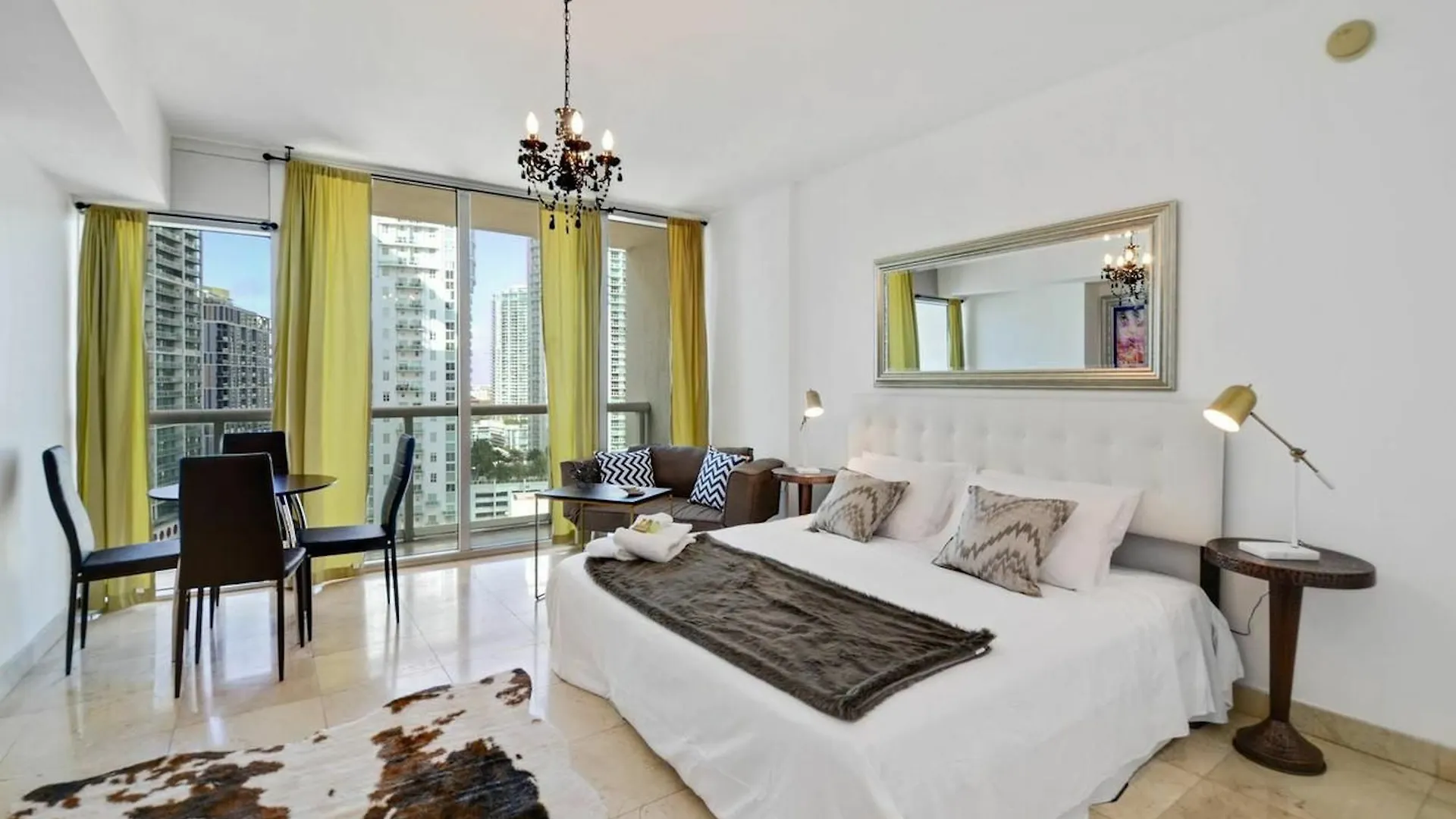 Posh In Brickell By Sonder 3*