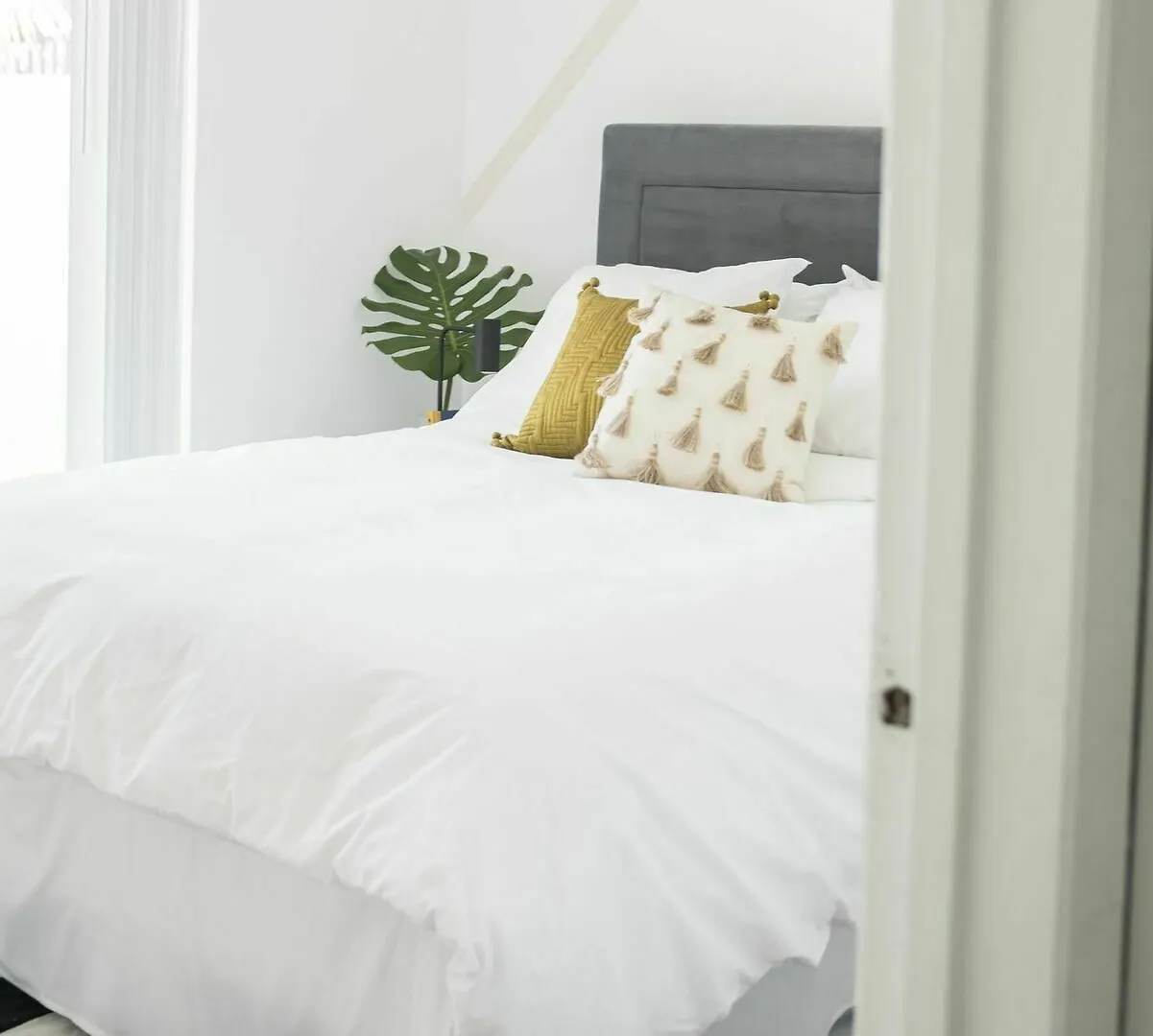 Simple 2br In River By Sonder 3*