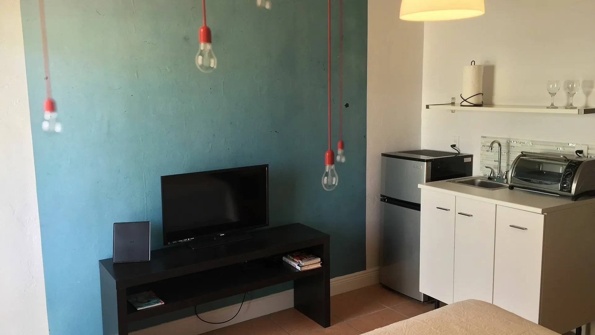 Artrageous Flats Wynwood Apartment