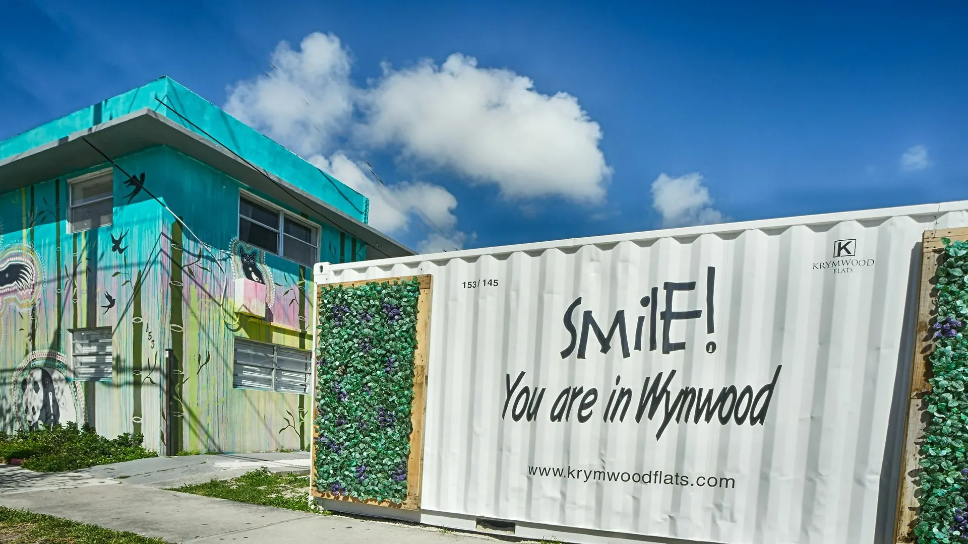 Artrageous Flats Wynwood *