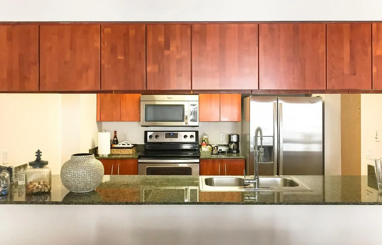 Gold Brickell Apartment *